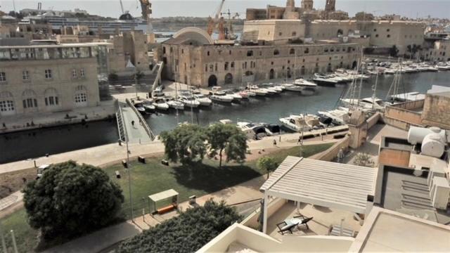 Nelli'S B&B Cospicua Exterior photo